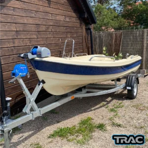 69005 trac deckboat 40 auto deploy installed on motor fishing boat bow