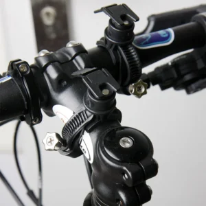 x22k armor x bicykle mount for smartphone mounted on steering mountain bike