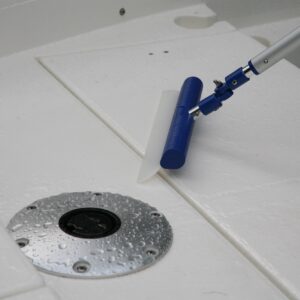 Obrotowy adapter do mocowania ściągaczki do wody